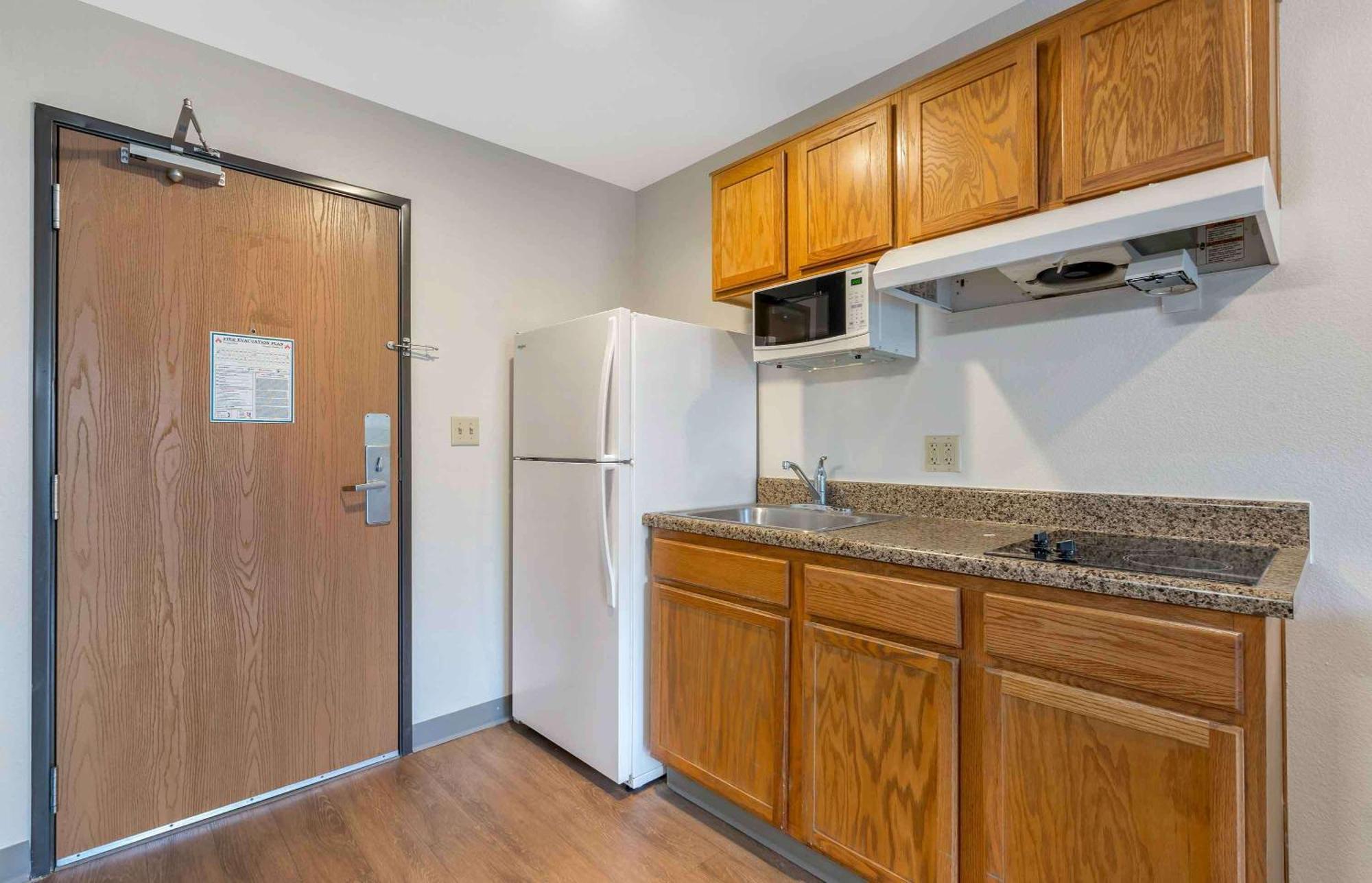 Extended Stay America Select Suites - Orlando - South Williamsburg Buitenkant foto